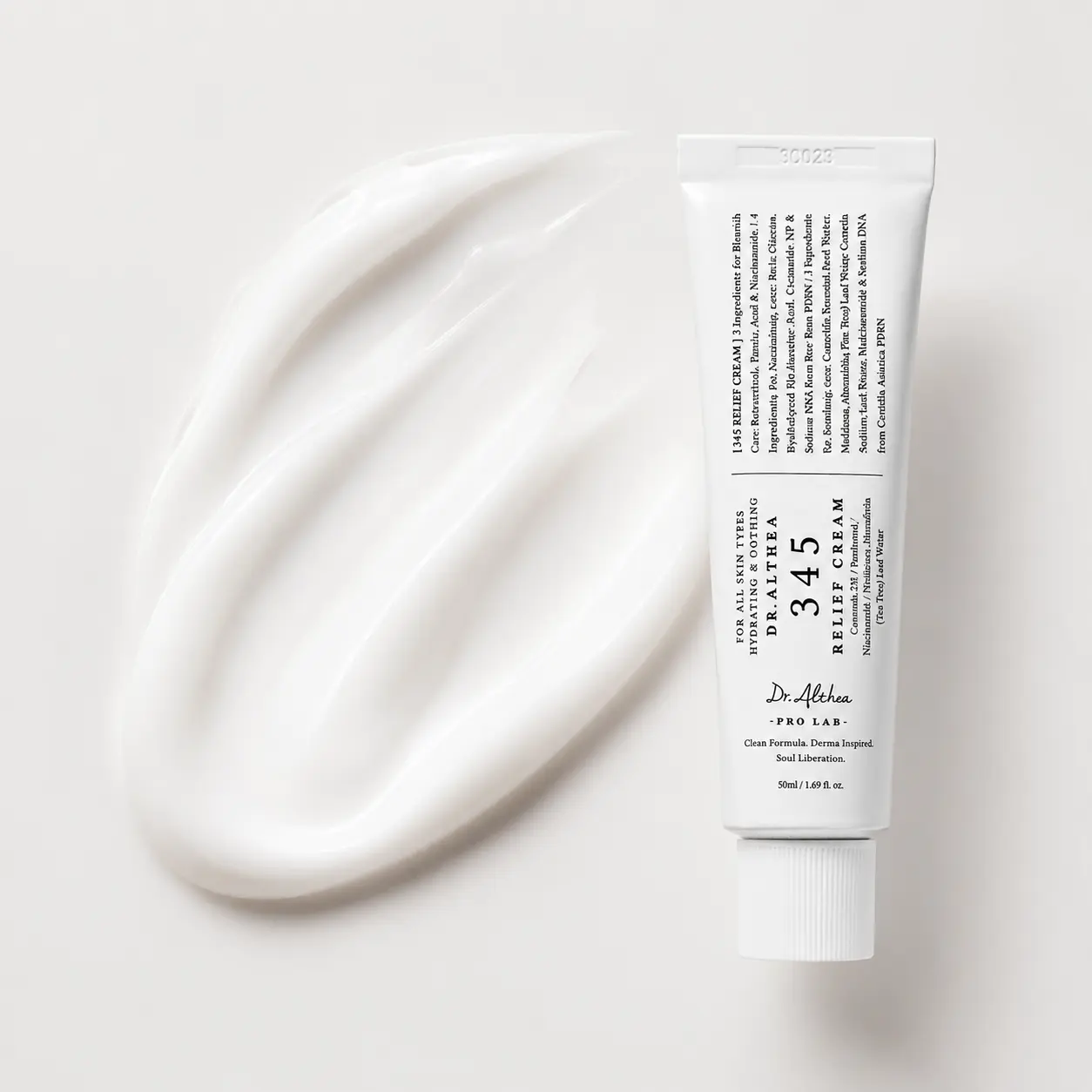 Aplicación de Dr. Althea 345 Relief Cream